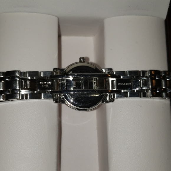 Coach silver ladies watch - Picture 3 of 13
